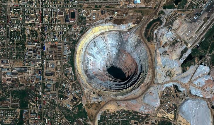 تصویر هوایی از یک معدن روباز