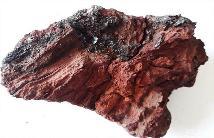 یک نمونه معدنی از سنگ آهن